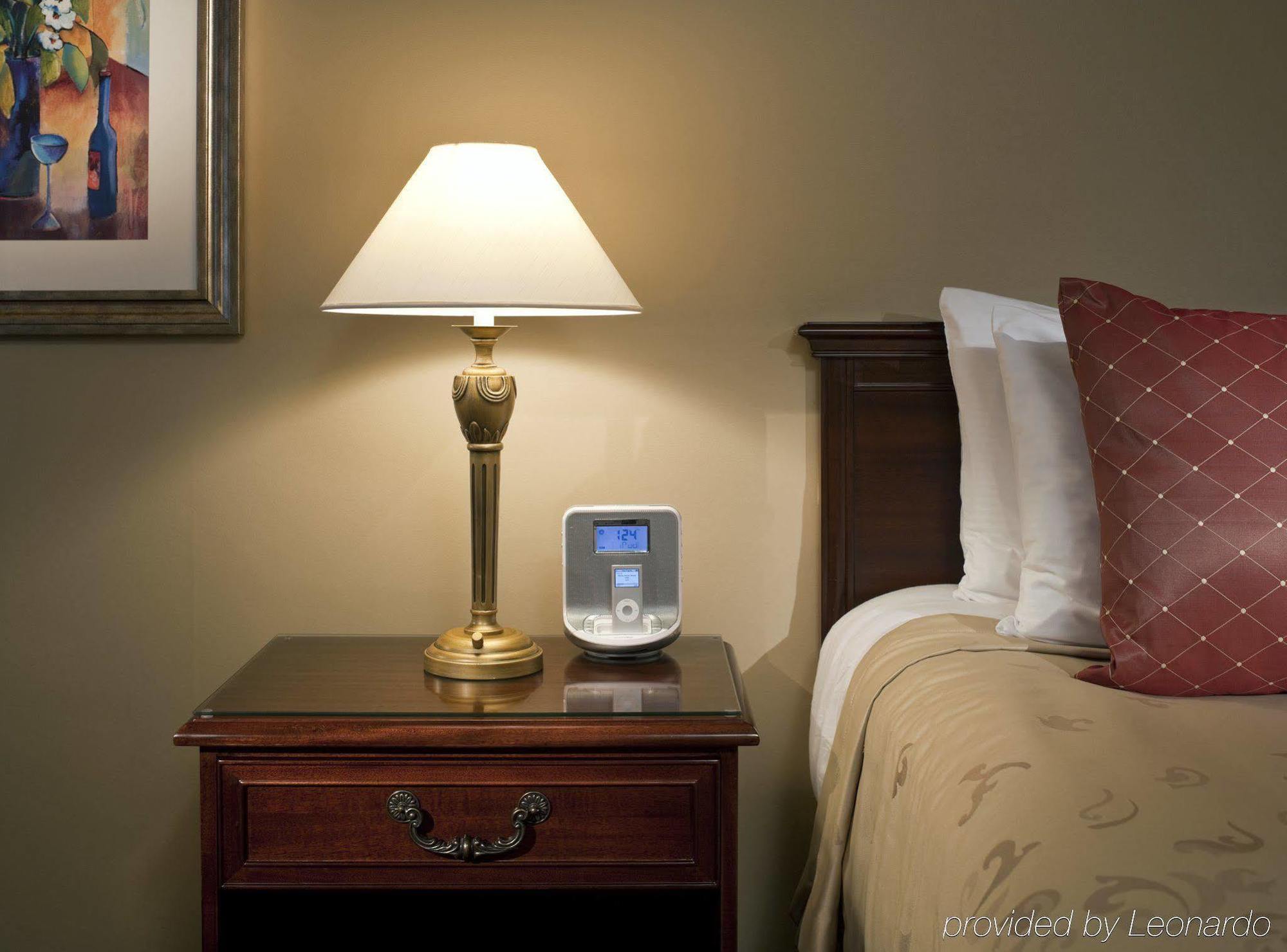 Travelodge By Wyndham Abbotsford Bakerview Экстерьер фото
