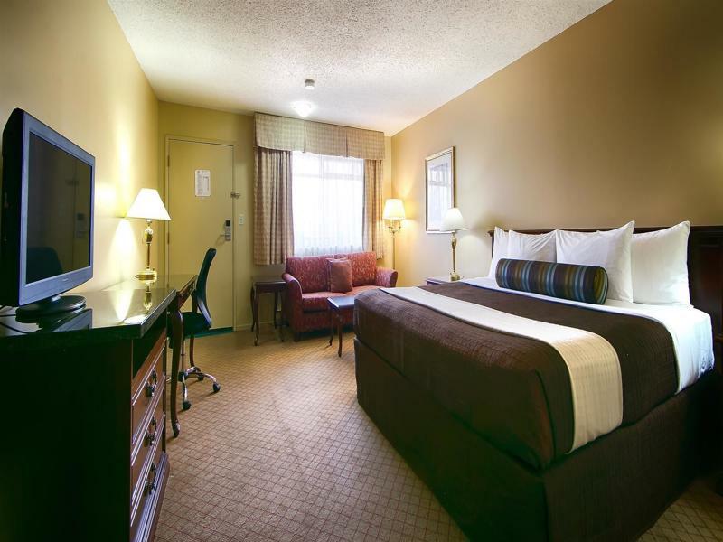 Travelodge By Wyndham Abbotsford Bakerview Экстерьер фото