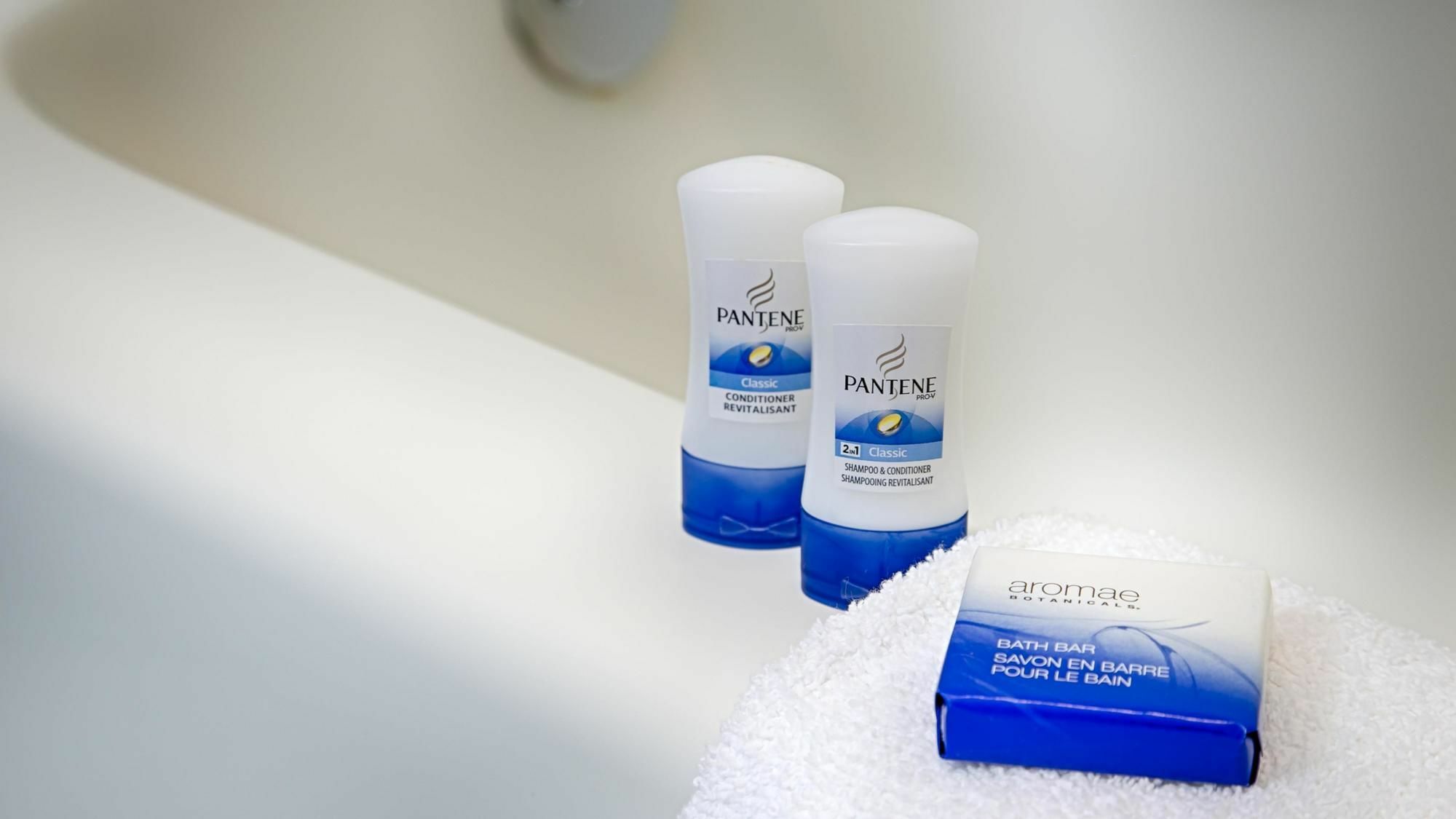 Travelodge By Wyndham Abbotsford Bakerview Экстерьер фото